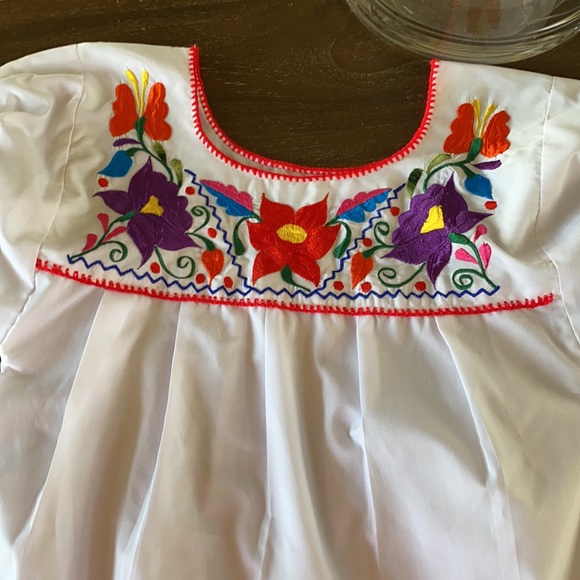 Blouse - Picture 2 of 5